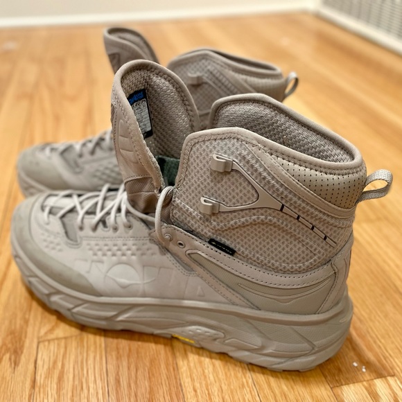 Hoka One One Tor Ultra Hi 2 Waterproof Boot Limited Edition Color: Simply Taupe - Picture 3 of 11